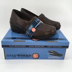 Easy Works by Easy Street Lyndee Clogs Brown Tooled Women's 9 Non-Slip Work Shoe